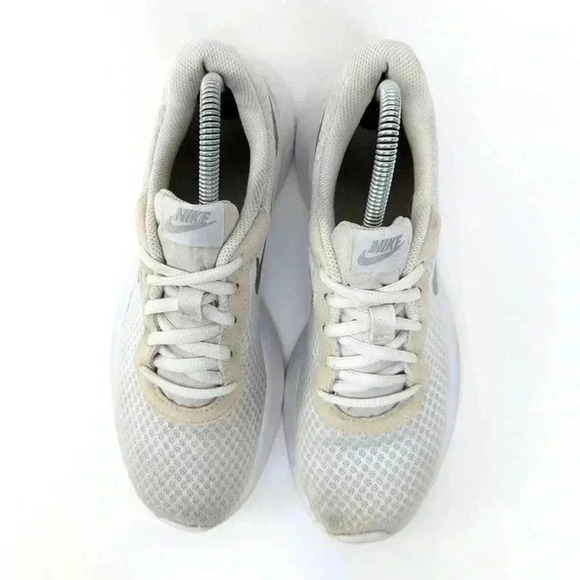 Nike Tanjun White Running Shoes - 9 - Picture 3 of 10